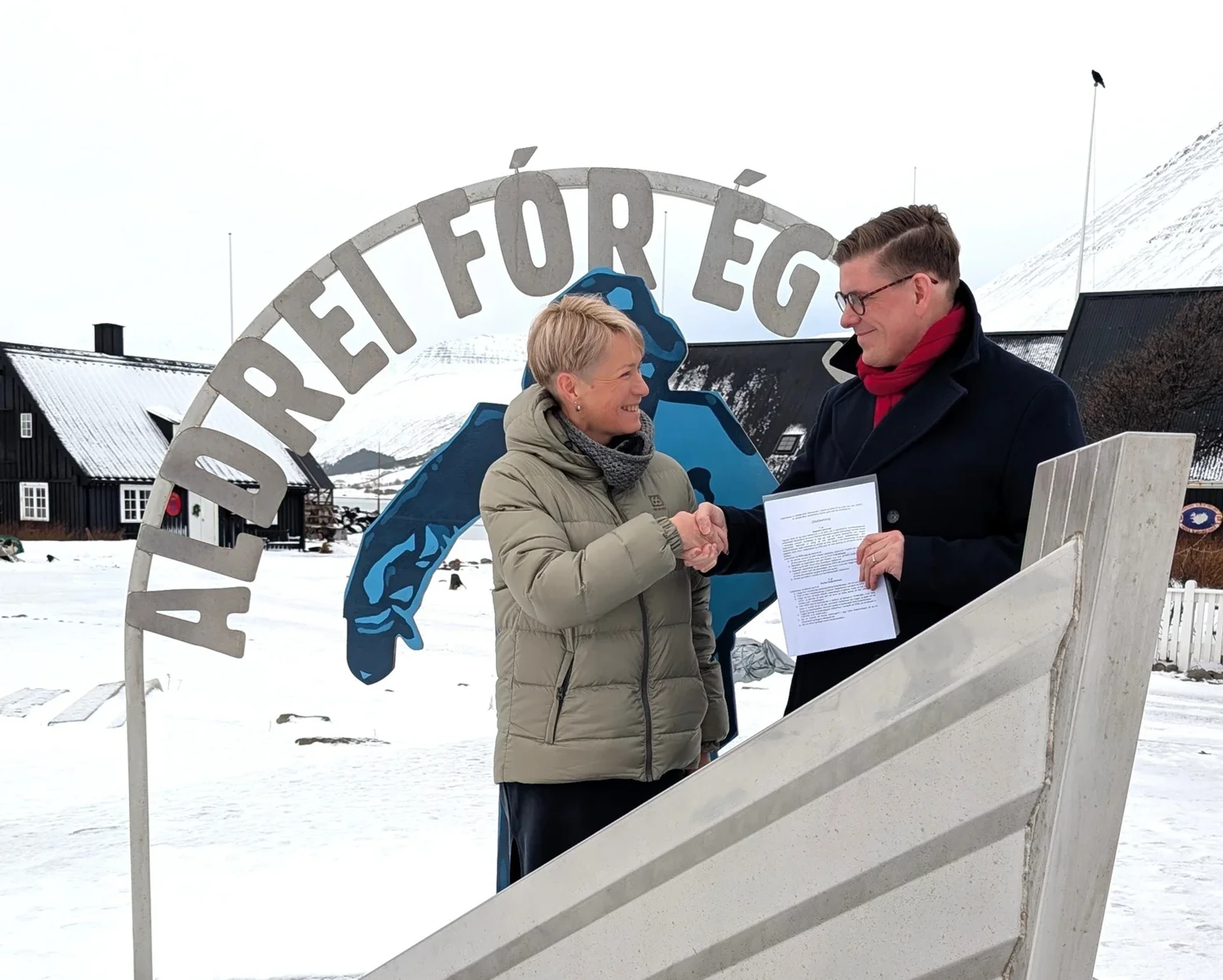 PÁSKARNIR EIGA ÁFRAM HEIMA Á ÍSAFIRÐI